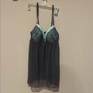 Jessica Simpson Mint and Black Lace Slip